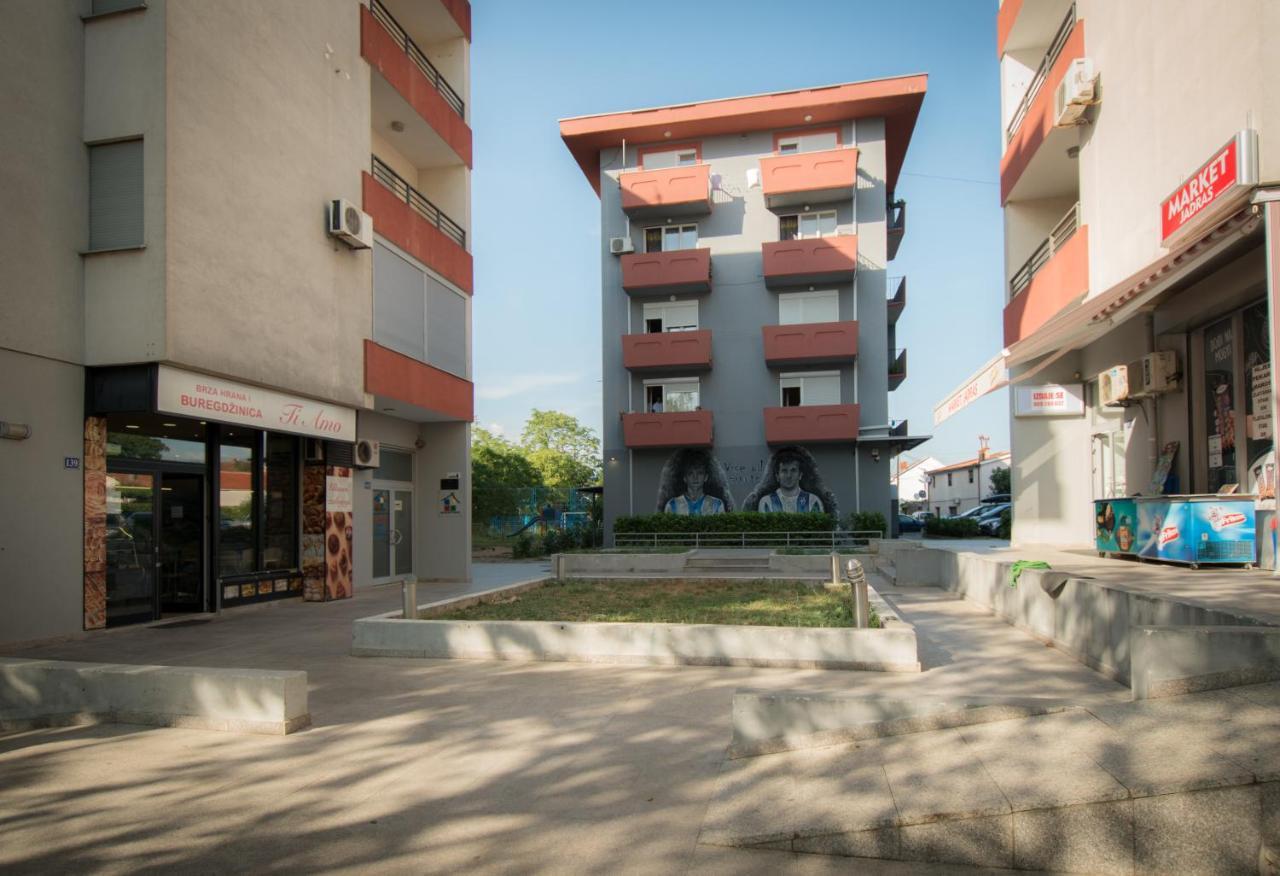 City Nest Apartment Подгорица Екстериор снимка