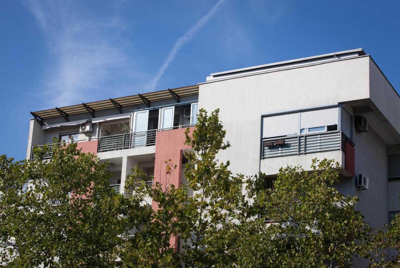 City Nest Apartment Подгорица Екстериор снимка