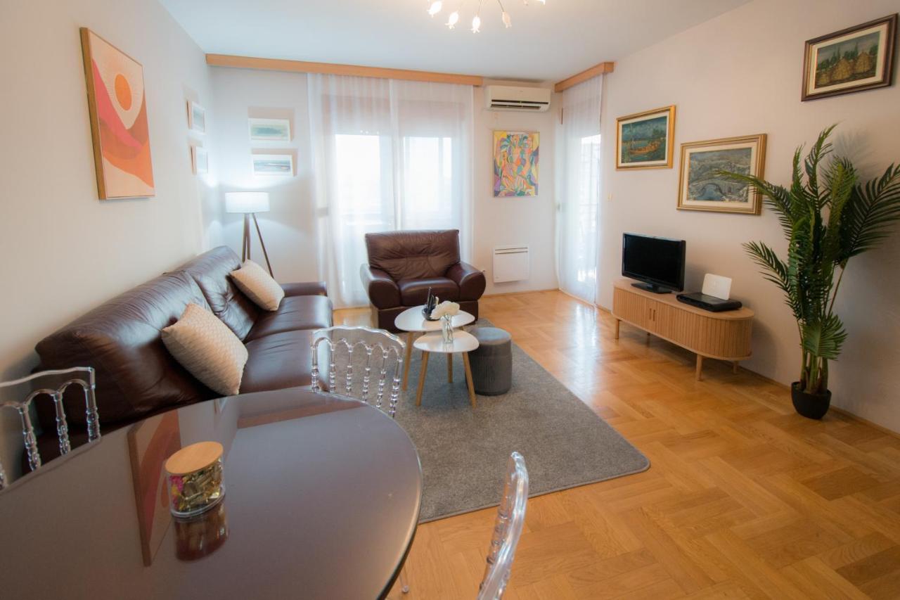City Nest Apartment Подгорица Екстериор снимка